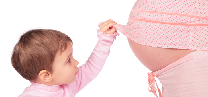 Toddler and pregnant mom